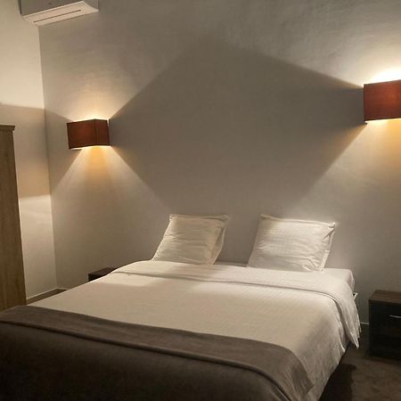 De Rantere Aparthotel Oudenaarde Exteriör bild