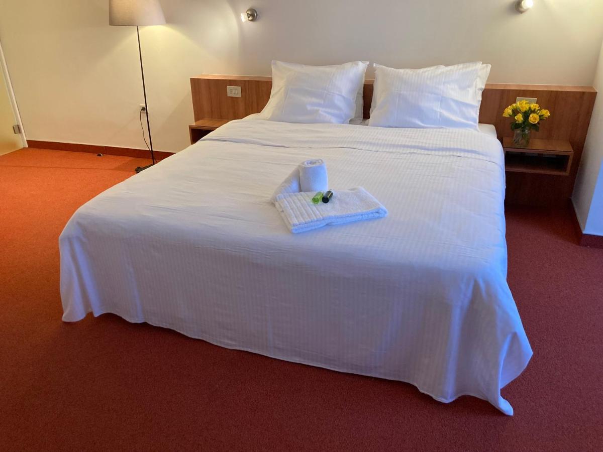 De Rantere Aparthotel Oudenaarde Exteriör bild